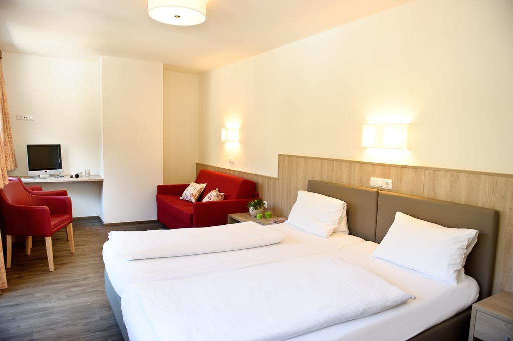 Gasthaus Bacher Hotel Sankt Johann im Pongau Værelse billede